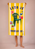 Leto je. Vrelo je. – Peškir