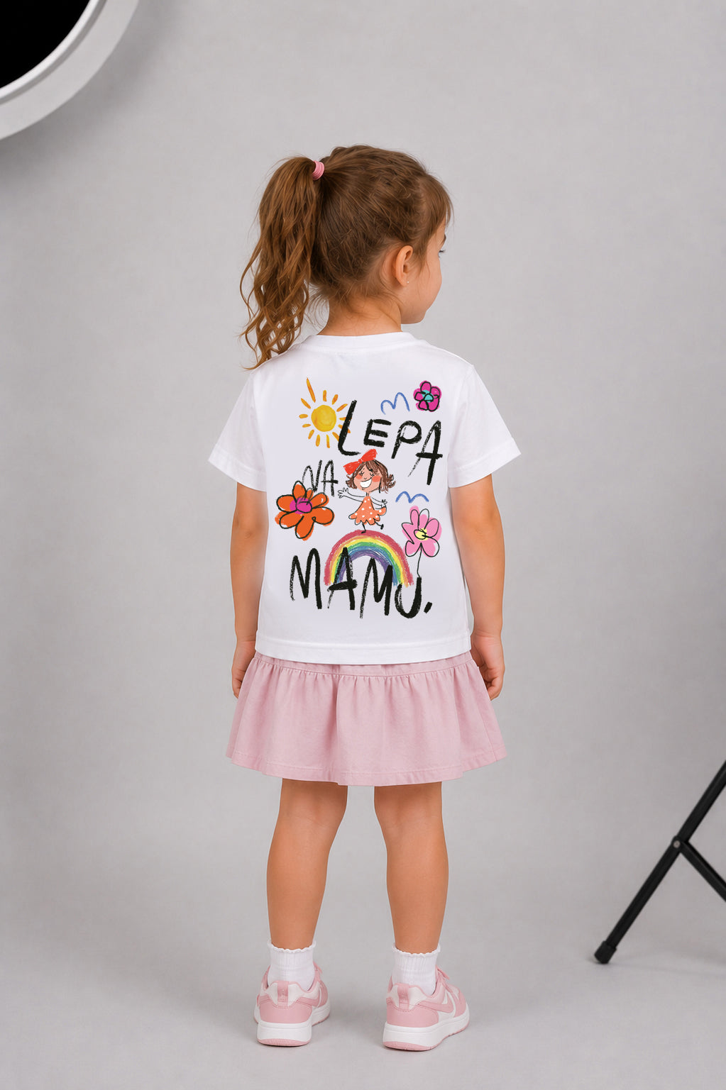 Lepa na mamu | Dečija majica | Family & Matching